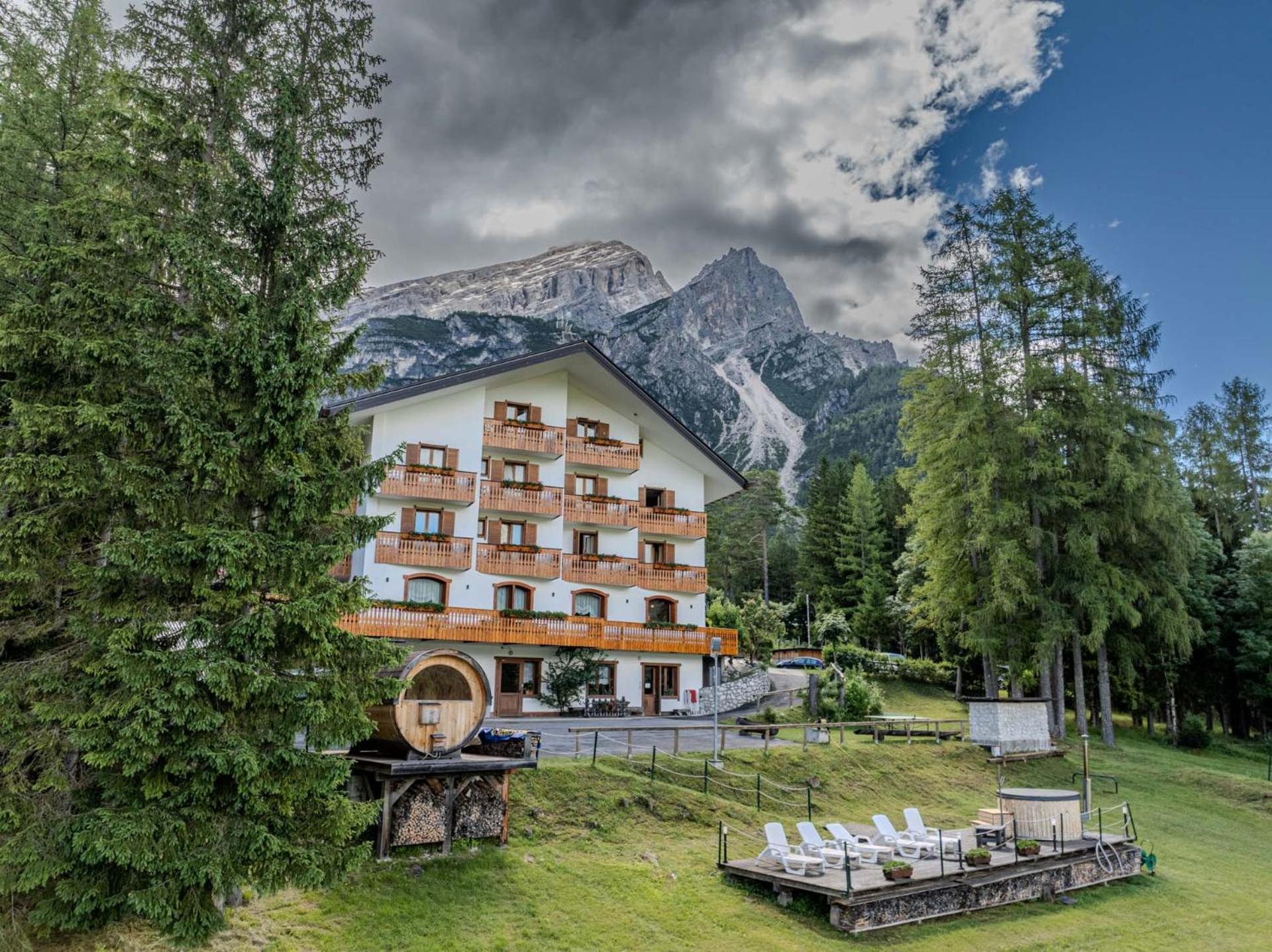 Hotel Il Cardo Сан-Вито-ди-Кадоре Экстерьер фото