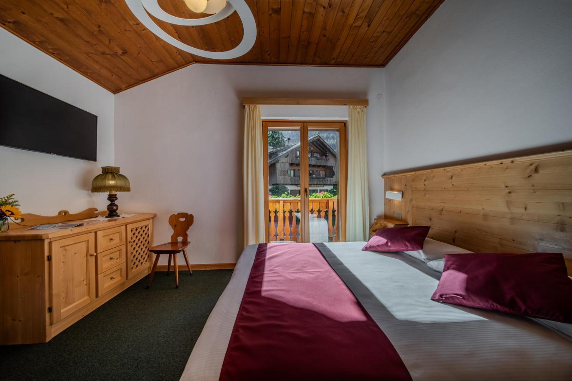 Hotel Il Cardo Сан-Вито-ди-Кадоре Экстерьер фото