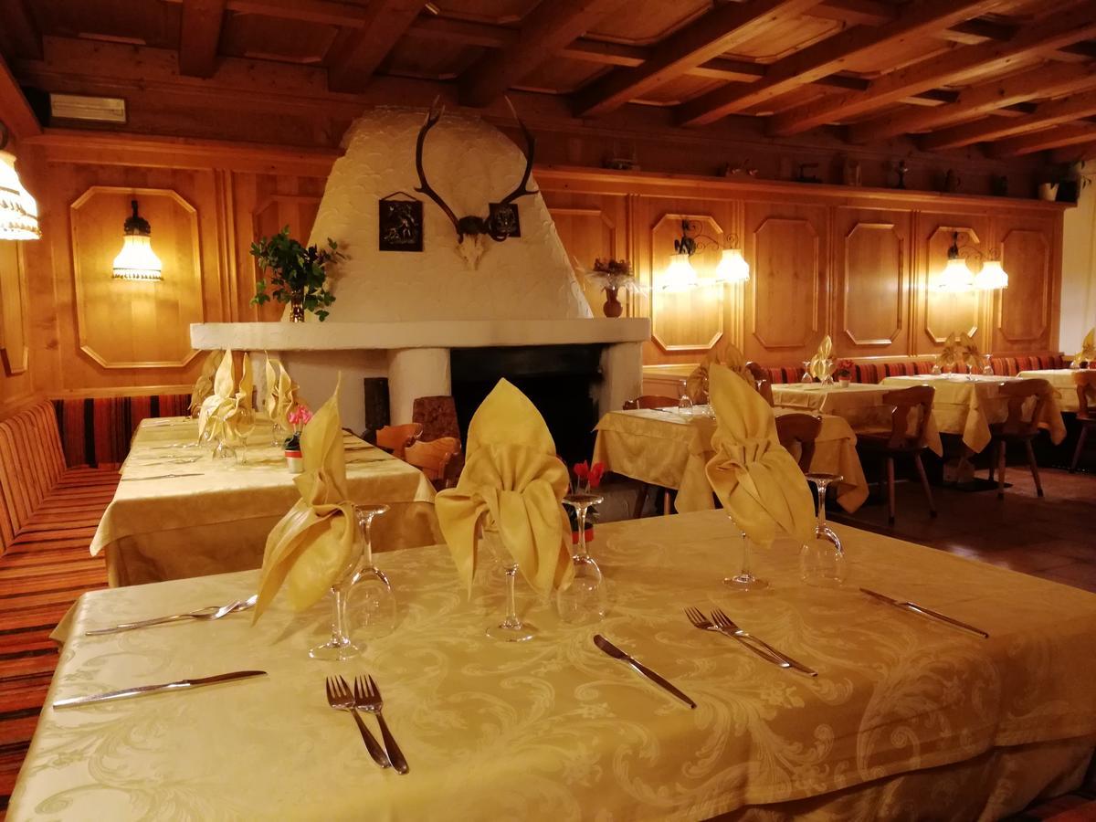 Hotel Il Cardo Сан-Вито-ди-Кадоре Экстерьер фото
